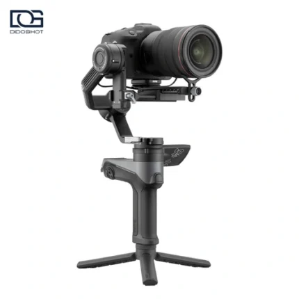 ZHIYUN WEEBILL 2 نمای جلو با دوربین نصب شده